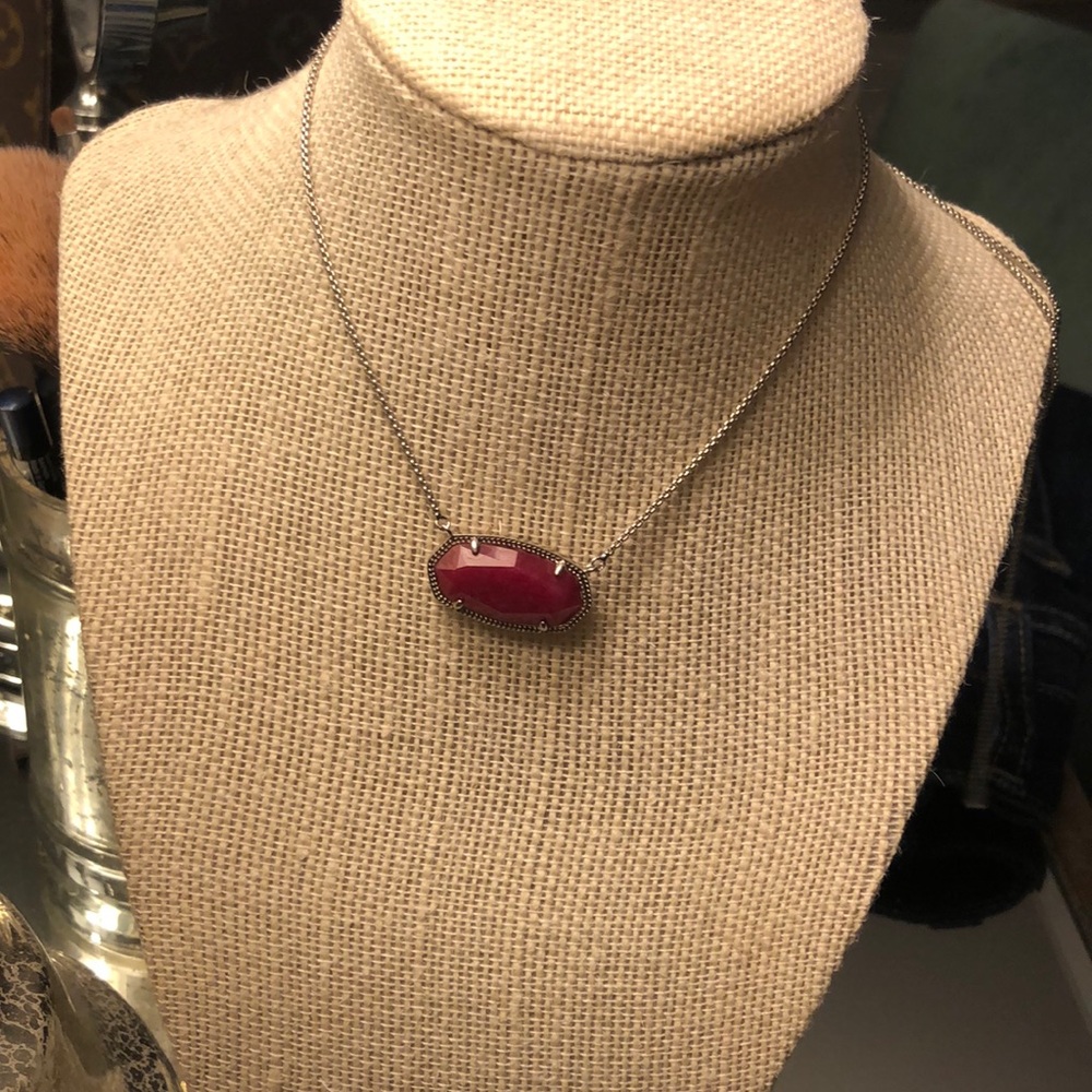 Kendra Scott Necklace